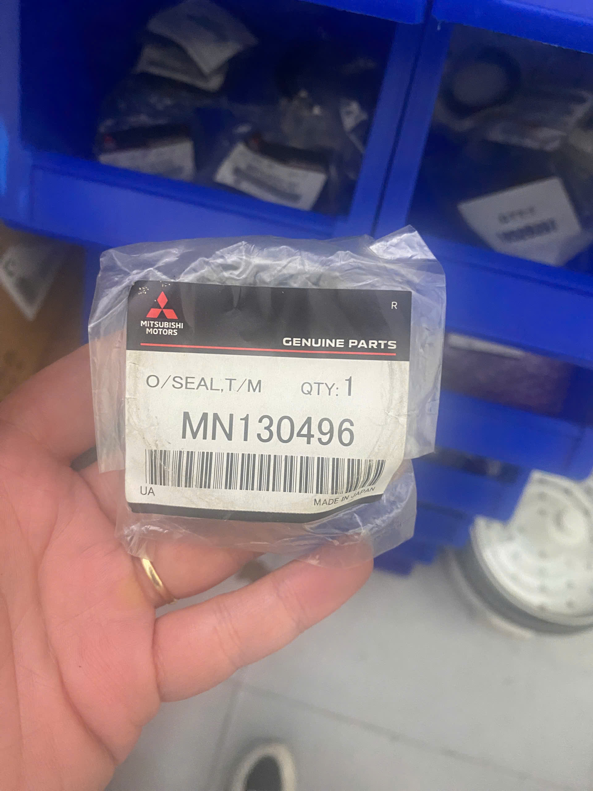 Phớt láp số sàn Xpander